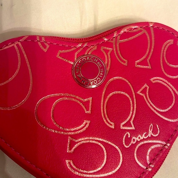 Coach Vintage Pink Heart Coin Pouch - Picture 7 of 9